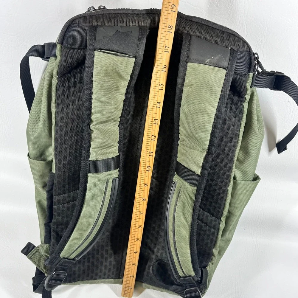 Lululemon Cruiser Backpack Sage Green Olive Multi Pocket Commuter Bag OS
